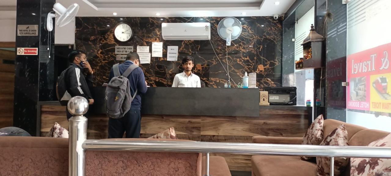 Hotel Ivy Plaza Luxury New Delhi Eksteriør billede